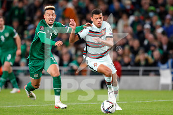 2021-11-11 - Callum Robinson of Ireland and Matheus Nunes of Portugal during the FIFA World Cup 2022, Qualifiers Group A football match between Republic of Ireland and Portugal on November 11, 2021 at Aviva Stadium in Dublin, Republic of Ireland - REPUBLIC OF IRELAND VS PORTUGAL - FIFA WORLD CUP - SOCCER