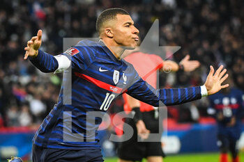 2021-11-13 - Kylian MBAPPE of France celebrates his goal during the FIFA World Cup 2022, Qualifiers Group D football match between France and Kazakhstan on November 13, 2021 at Parc des Princes stadium in Paris, France - FIFA WORLD CUP 2022, QUALIFIERS GROUP D - FRANCE VS KAZAKHSTAN - FIFA WORLD CUP - SOCCER