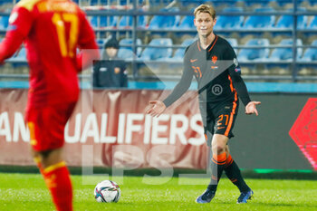 2021-11-13 - Frenkie de Jong of the Netherlands during the FIFA World Cup 2022, Qualifiers Group G football match between Montenegro and Netherlands on November 13, 2021 at Gradski Stadion Podgorica in Podgorica, Montenegro - FIFA WORLD CUP 2022, QUALIFIERS GROUP G - MONTENEGRO VS NETHERLANDS - FIFA WORLD CUP - SOCCER