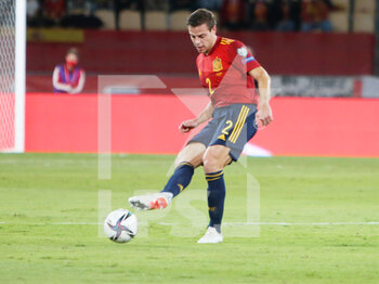 2021-11-14 - Cesar Azpilicueta of Spain during the FIFA World Cup 2022, Qualifiers Group B football match between Spain and Sweden on November 14, 2021 at La Cartuja stadium in Sevilla, Spain - FIFA WORLD CUP 2022, QUALIFIERS GROUP B - SPAIN VS SWEDEN - FIFA WORLD CUP - SOCCER