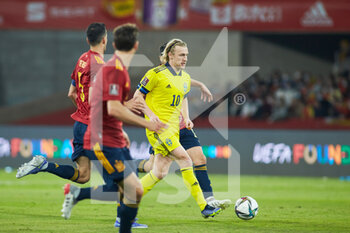 2021-11-14 - Emil Forsberg of Sweden during the FIFA World Cup 2022, Qualifiers Group B football match between Spain and Sweden on November 14, 2021 at La Cartuja stadium in Sevilla, Spain - FIFA WORLD CUP 2022, QUALIFIERS GROUP B - SPAIN VS SWEDEN - FIFA WORLD CUP - SOCCER