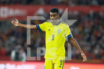 2021-11-14 - Alexander Isak of Sweden during the FIFA World Cup 2022, Qualifiers Group B football match between Spain and Sweden on November 14, 2021 at La Cartuja stadium in Sevilla, Spain - FIFA WORLD CUP 2022, QUALIFIERS GROUP B - SPAIN VS SWEDEN - FIFA WORLD CUP - SOCCER