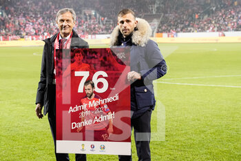 15/11/2021 - 15.11.2021, Luzern, Swissporarena, WM-Qualification: Switzerland - Bulgaria, Left to right: Dominique Blanc (SFV President) give a present to Admir Mehmedi for his career with the National team - FIFA WORLD CUP QUALIFICATION: SWITZERLAND VS BULGARIA - FIFA MONDIALI - CALCIO
