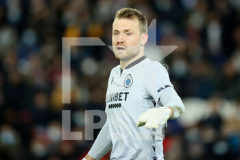 2021-12-07 - Simon Mignolet of Club Brugge during the UEFA Champions League, Group A football match between Paris Saint-Germain and Club Brugge on December 7, 2021 at Parc des Princes stadium in Paris, France - PARIS SAINT-GERMAIN VS CLUB BRUGGE - UEFA CHAMPIONS LEAGUE - SOCCER