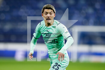 2021-11-28 - Ritsu Doan of PSV during the Netherlands championship Eredivisie football match between SC Heerenveen and PSV on November 28, 2021 at the Abe Lenstra Stadion in Heerenveen, Netherlands - SC HEERENVEEN VS PSV - NETHERLANDS EREDIVISIE - SOCCER