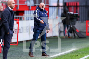28/11/2021 - Coach Ron Jans of FC Twente during the Netherlands championship Eredivisie football match between FC Twente and Feyenoord on November 28, 2021 at Grolsch Veste in Enschede, Netherlands - FC TWENTE VS FEYENOORD - NETHERLANDS EREDIVISIE - CALCIO