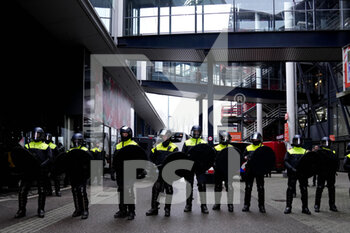 2021-12-19 - Police during the Netherlands championship Eredivisie football match between Feyenoord Rotterdam and AFC Ajax Amsterdam on December 19, 2021 at Stadion Feijenoord De Kuip in Rotterdam, Netherlands - FEYENOORD ROTTERDAM VS AFC AJAX AMSTERDAM - NETHERLANDS EREDIVISIE - SOCCER