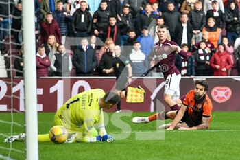 2021-11-06 - Ben Woodburn of Heart of Midlothian FC scores the opening goal during the Scottish championship, Premiership football match between Heart of Midlothian and Dundee United on November 6, 2021 at Tynecastle Park in Edinburgh, Scotland - HEART OF MIDLOTHIAN VS DUNDEE UNITED - SCOTTISH PREMIERSHIP - SOCCER