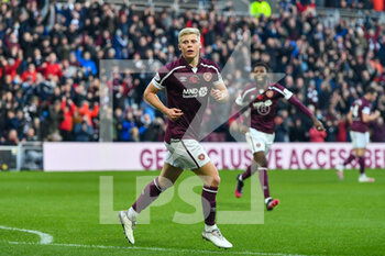 2021-11-06 - Alex Cochrane of Heart of Midlothian FC celebrates a goal 2-0 during the Scottish championship, Premiership football match between Heart of Midlothian and Dundee United on November 6, 2021 at Tynecastle Park in Edinburgh, Scotland - HEART OF MIDLOTHIAN VS DUNDEE UNITED - SCOTTISH PREMIERSHIP - SOCCER