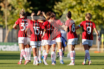 2021-08-29 - Veronica Boquete (AC Milan) esulta con le compagne dopo aver segnato un gol - AC MILAN VS HELLAS VERONA WOMEN - ITALIAN SERIE A WOMEN - SOCCER