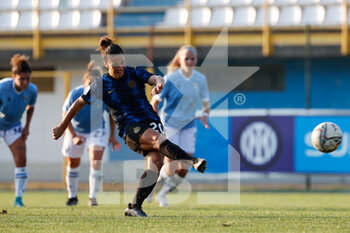2021-09-05 - Flaminia Simonetti (FC Internazionale) tira il calcio di rigore (traversa) - INTER - FC INTERNAZIONALE VS LAZIO WOMEN - ITALIAN SERIE A WOMEN - SOCCER
