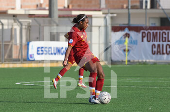 2021-09-11 - Allyson Swaby (25) AS Roma Femminile control the ball during the Italian Football Championship League A Women 2021/2022 match between Pomigliano Calcio Femminile vs AS Roma Femminile at the Stadium Ugo Gobbato - CALCIO POMIGLIANO VS AS ROMA - ITALIAN SERIE A WOMEN - SOCCER