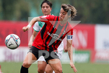 2021-09-25 - Valentina Giacinti (AC Milan) controllo palla - AC MILAN VS US SASSUOLO - ITALIAN SERIE A WOMEN - SOCCER