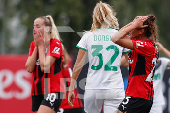 2021-09-25 - Miriam Longo (AC Milan) si dispera dopo un’occasione da gol sbagliata - AC MILAN VS US SASSUOLO - ITALIAN SERIE A WOMEN - SOCCER