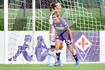 2021-10-02 - Sarah Huchet (Fiorentina Femminile) esulta dopo aver segnato un gol - ACF FIORENTINA VS UC SAMPDORIA - ITALIAN SERIE A WOMEN - SOCCER