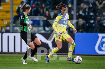 2021-12-04 - Barbara Bonansea (Juventus woman) in action - US SASSUOLO VS JUVENTUS FC - ITALIAN SERIE A WOMEN - SOCCER