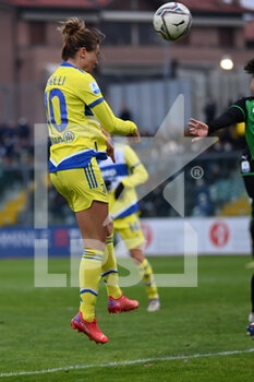 2021-12-04 - Girelli header scoring goal - US SASSUOLO VS JUVENTUS FC - ITALIAN SERIE A WOMEN - SOCCER