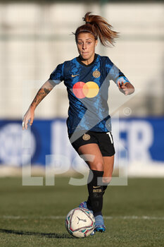 2021-12-11 - Beatrice Merlo (FC Internazionale) in action - INTER - FC INTERNAZIONALE VS US SASSUOLO - ITALIAN SERIE A WOMEN - SOCCER