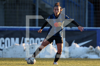 2021-12-11 - Gloria Marinelli (FC Internazionale) in action - INTER - FC INTERNAZIONALE VS US SASSUOLO - ITALIAN SERIE A WOMEN - SOCCER