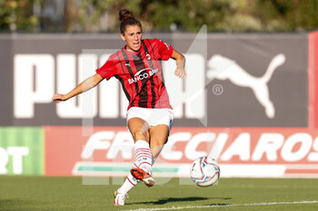 2021-08-29 - Valentina Bergamaschi (AC Milan) shooting the ball - AC MILAN VS HELLAS VERONA WOMEN - ITALIAN SERIE A WOMEN - SOCCER