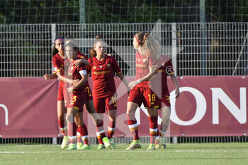 2021-09-04 - Celebrations during the Serie A match between AS ROMA and ASD NAPOLI FEMMINILE at the stadio Agostino Di Bartolomei Trigoria on September 4, 2021 in Trigoria, Italy. - ROMA WOMEN VS NAPOLI FEMMINILE - ITALIAN SERIE A WOMEN - SOCCER