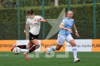 2021-09-11 - Valentina Giacinti of AC Milan and Beatrix Foerdos of SS Lazio Women in action during the  Italian Football Championship League A Women 2021/2022 match between SS Lazio Women vs AC Milan at the Stadium Mirko Fersini - LAZIO WOMEN VS AC MILAN - ITALIAN SERIE A WOMEN - SOCCER