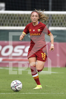 2021-10-02 - Benedetta Glionna of AS Roma Women  in action during the Women Serie A match between AS Roma and Juventus at Tre Fontane Stadium on October 02, 2021 in Rome, Italy.  - ROMA WOMEN VS JUVENTUS FEMMINILE - ITALIAN SERIE A WOMEN - SOCCER