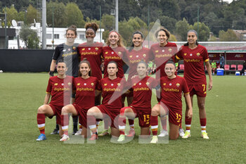 2021-10-31 - Team A.S. Roma during the Serie A match between A.S. Roma Women and U.S. Sassuolo Calcio at the stadio Agostino Di Bartolomei Trigoria on 31 October, 2021 in Trigoria, Italy. - AS ROMA VS US SASSUOLO - ITALIAN SERIE A WOMEN - SOCCER