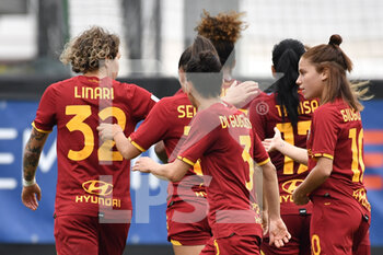 2021-10-31 - Roma Team during the Serie A match between A.S. Roma Women and U.S. Sassuolo Calcio at the stadio Agostino Di Bartolomei Trigoria on 31 October, 2021 in Trigoria, Italy. - AS ROMA VS US SASSUOLO - ITALIAN SERIE A WOMEN - SOCCER