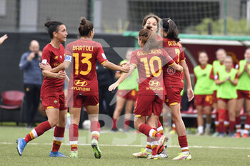 2021-10-31 - Team A.S. Roma during the Serie A match between A.S. Roma Women and U.S. Sassuolo Calcio at the stadio Agostino Di Bartolomei Trigoria on 31 October, 2021 in Trigoria, Italy. - AS ROMA VS US SASSUOLO - ITALIAN SERIE A WOMEN - SOCCER