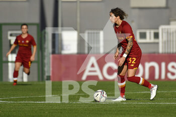 2021-11-13 - Elena Linari of AS Roma Women during the Serie A match between A.S. Roma Women and ACF Fiorentina Femmile at the stadio Tre Fontane on 14th of November, 2021 in Rome, Italy. - AS ROMA WOMEN VS ACF FIORENTINA - ITALIAN SERIE A WOMEN - SOCCER