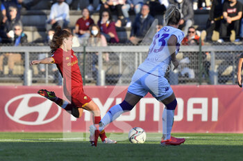 2021-11-13 - Manuela Giugliano of AS Roma Women during the Serie A match between A.S. Roma Women and ACF Fiorentina Femmile at the stadio Tre Fontane on 14th of November, 2021 in Rome, Italy. - AS ROMA WOMEN VS ACF FIORENTINA - ITALIAN SERIE A WOMEN - SOCCER