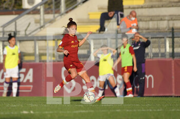 2021-11-13 - Manuela Giugliano of AS Roma Women during the Serie A match between A.S. Roma Women and ACF Fiorentina Femmile at the stadio Tre Fontane on 14th of November, 2021 in Rome, Italy. - AS ROMA WOMEN VS ACF FIORENTINA - ITALIAN SERIE A WOMEN - SOCCER