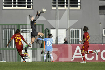 2021-12-12 - Camelia Ceasar of AS Roma Women during the 11th day of the Serie A Championship between A.S. Roma Women and S.S. Lazio Women at the stadio Tre Fontane on 12th of December, 2021 in Rome, Italy. - AS ROMA VS LAZIO WOMEN - ITALIAN SERIE A WOMEN - SOCCER