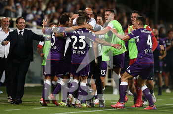 2021-08-28 - Diusan Vlahovic (ACF Fiorentina) celebrating after score the goal - ACF FIORENTINA VS TORINO FC - ITALIAN SERIE A - SOCCER