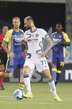 2021-08-27 - Marcelo Brozovic - Inter - HELLAS VERONA FC VS INTER - FC INTERNAZIONALE - ITALIAN SERIE A - SOCCER