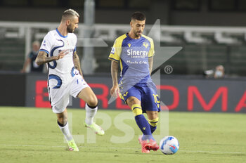 2021-08-27 - Mattia Zaccagni - Hellas Verona - Marcelo Brozovic -Inter - - HELLAS VERONA FC VS INTER - FC INTERNAZIONALE - ITALIAN SERIE A - SOCCER