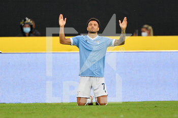 2021-08-28 - Felipe Anderson of SS Lazio celebrates after scoring goal 4-1 in action during the  Italian Football Championship League A 2021/2022 match between SS Lazio vs Spezia Calcio at the Olimpic Stadium in Rome. - SS LAZIO VS SPEZIA CALCIO - ITALIAN SERIE A - SOCCER