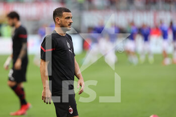 2021-09-12 - Alessando Florenzi of AC Milan warms up during the Serie A 2021/22 football match between AC Milan and SS Lazio at Giuseppe Meazza Stadium, Milan, Italy on September 12, 2021 - AC MILAN VS SS LAZIO - ITALIAN SERIE A - SOCCER