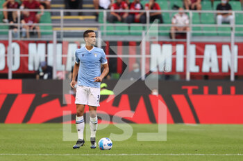 2021-09-12 - Luiz Felipe of SS Lazio in action during the Serie A 2021/22 football match between AC Milan and SS Lazio at Giuseppe Meazza Stadium, Milan, Italy on September 12, 2021 - AC MILAN VS SS LAZIO - ITALIAN SERIE A - SOCCER