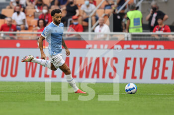 2021-09-12 - Felipe Anderson of SS Lazio in action during the Serie A 2021/22 football match between AC Milan and SS Lazio at Giuseppe Meazza Stadium, Milan, Italy on September 12, 2021 - AC MILAN VS SS LAZIO - ITALIAN SERIE A - SOCCER