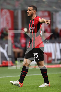 2021-09-12 - Alessando Florenzi of AC Milan gestures during the Serie A 2021/22 football match between AC Milan and SS Lazio at Giuseppe Meazza Stadium, Milan, Italy on September 12, 2021 - AC MILAN VS SS LAZIO - ITALIAN SERIE A - SOCCER