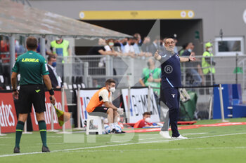 2021-09-12 - Maurizio Sarri Head Coach of SS Lazio reacts from the bench during the Serie A 2021/22 football match between AC Milan and SS Lazio at Giuseppe Meazza Stadium, Milan, Italy on September 12, 2021 - AC MILAN VS SS LAZIO - ITALIAN SERIE A - SOCCER