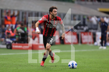 2021-09-12 - Davide Calabria of AC Milan in action during the Serie A 2021/22 football match between AC Milan and SS Lazio at Giuseppe Meazza Stadium, Milan, Italy on September 12, 2021 - AC MILAN VS SS LAZIO - ITALIAN SERIE A - SOCCER
