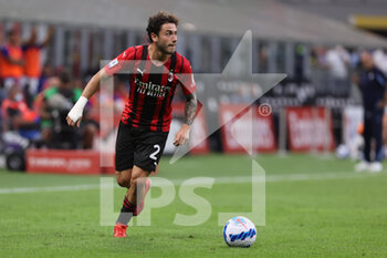 2021-09-12 - Davide Calabria of AC Milan in action during the Serie A 2021/22 football match between AC Milan and SS Lazio at Giuseppe Meazza Stadium, Milan, Italy on September 12, 2021 - AC MILAN VS SS LAZIO - ITALIAN SERIE A - SOCCER