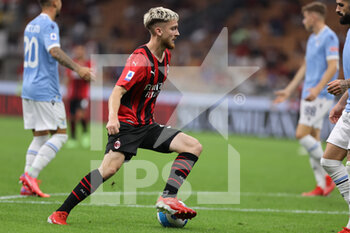 2021-09-12 - Alexis Saelemaekers of AC Milan in action during the Serie A 2021/22 football match between AC Milan and SS Lazio at Giuseppe Meazza Stadium, Milan, Italy on September 12, 2021 - AC MILAN VS SS LAZIO - ITALIAN SERIE A - SOCCER