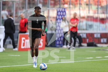 2021-09-12 - Rafael Leao of AC Milan warms up during the Serie A 2021/22 football match between AC Milan and SS Lazio at Giuseppe Meazza Stadium, Milan, Italy on September 12, 2021 - AC MILAN VS SS LAZIO - ITALIAN SERIE A - SOCCER