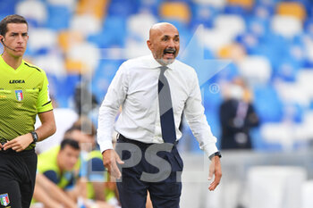 2021-09-11 - Napoli's head coach Luciano Spalletti reacts  - SSC NAPOLI VS JUVENTUS FC - ITALIAN SERIE A - SOCCER