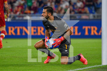 2021-09-12 - Rui Patricio of AS Roma in action during the  Italian Football Championship League A 2021/2022 match between AS Roma vs US Sassuolo at the Olimpic Stadium in Rome. - AS ROMA VS US SASSUOLO - ITALIAN SERIE A - SOCCER