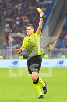 2021-09-12 - Simone Sozza referee in action during the  Italian Football Championship League A 2021/2022 match between AS Roma vs US Sassuolo at the Olimpic Stadium in Rome. - AS ROMA VS US SASSUOLO - ITALIAN SERIE A - SOCCER